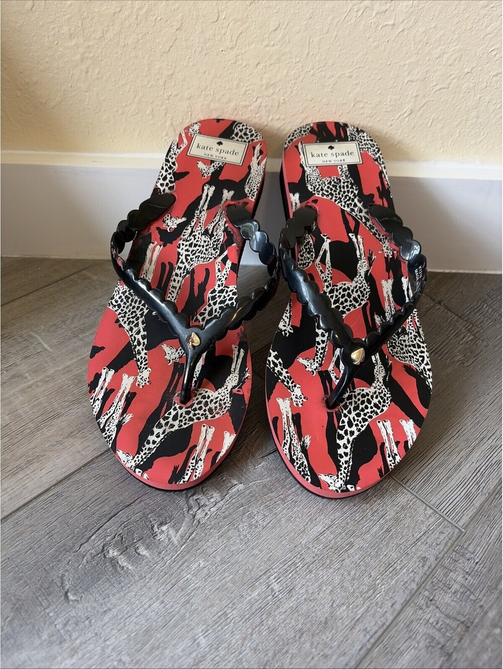 Kate Spade New York Flip Flops Nova FLEUR Giraffe Thong Sandals SIZE 10B NEW